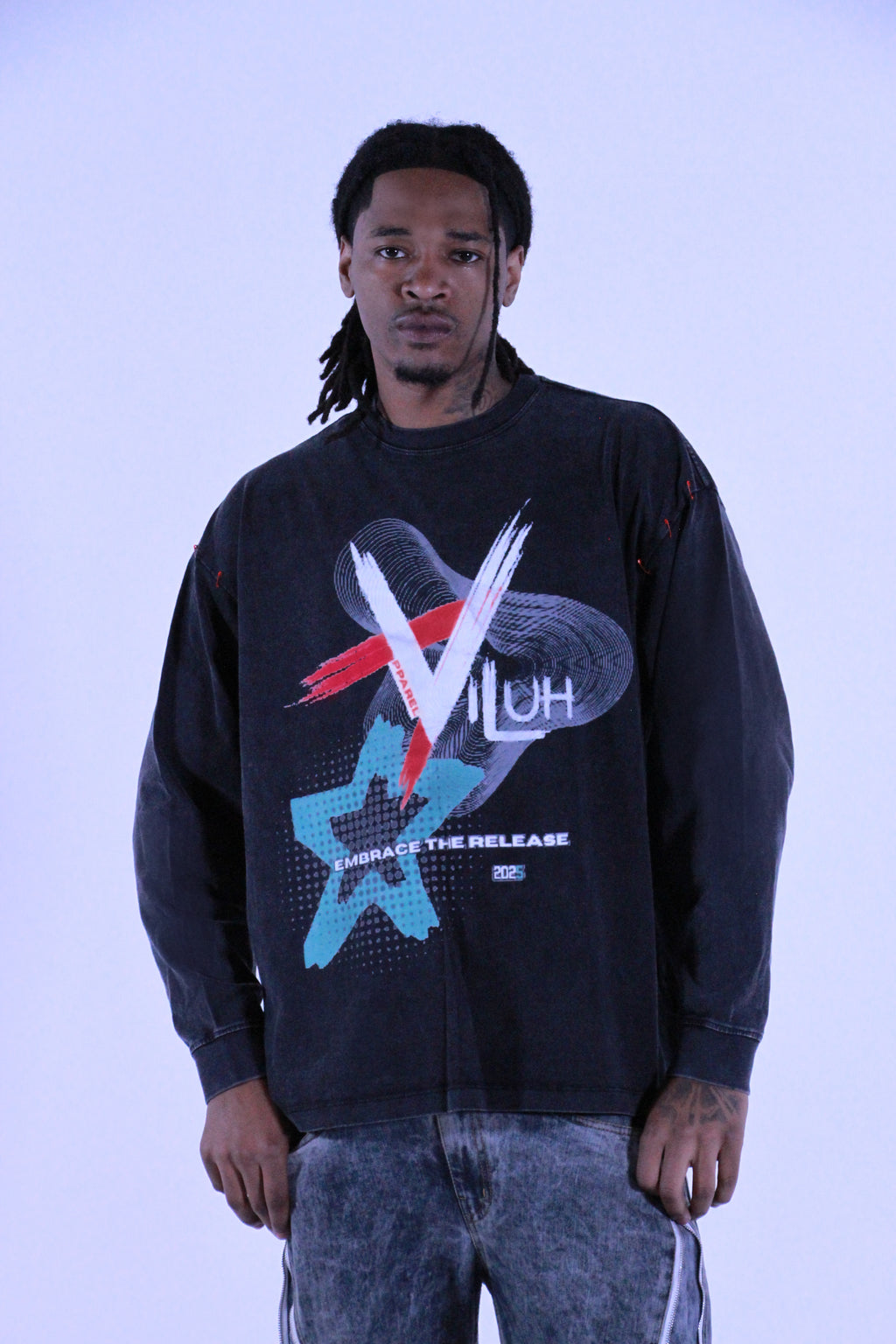 Viluh Pin Crewneck