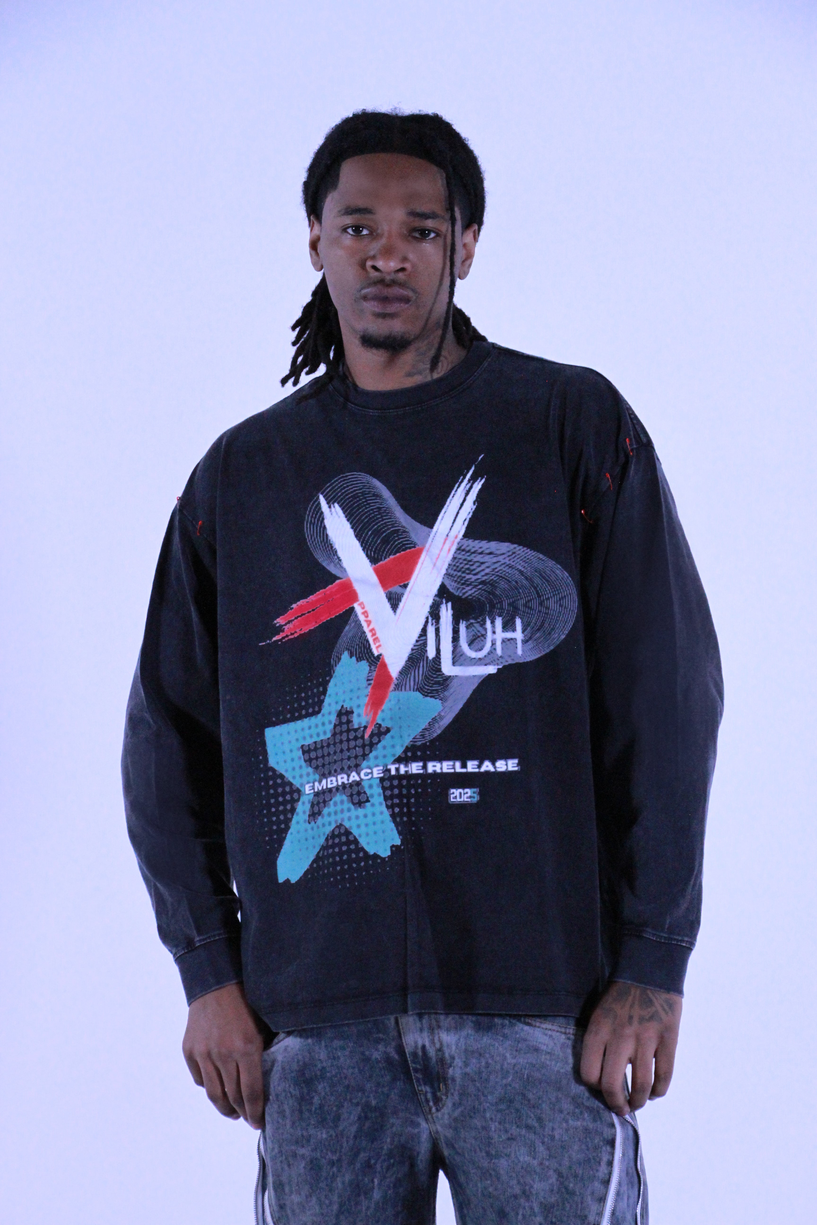 Viluh Pin Crewneck