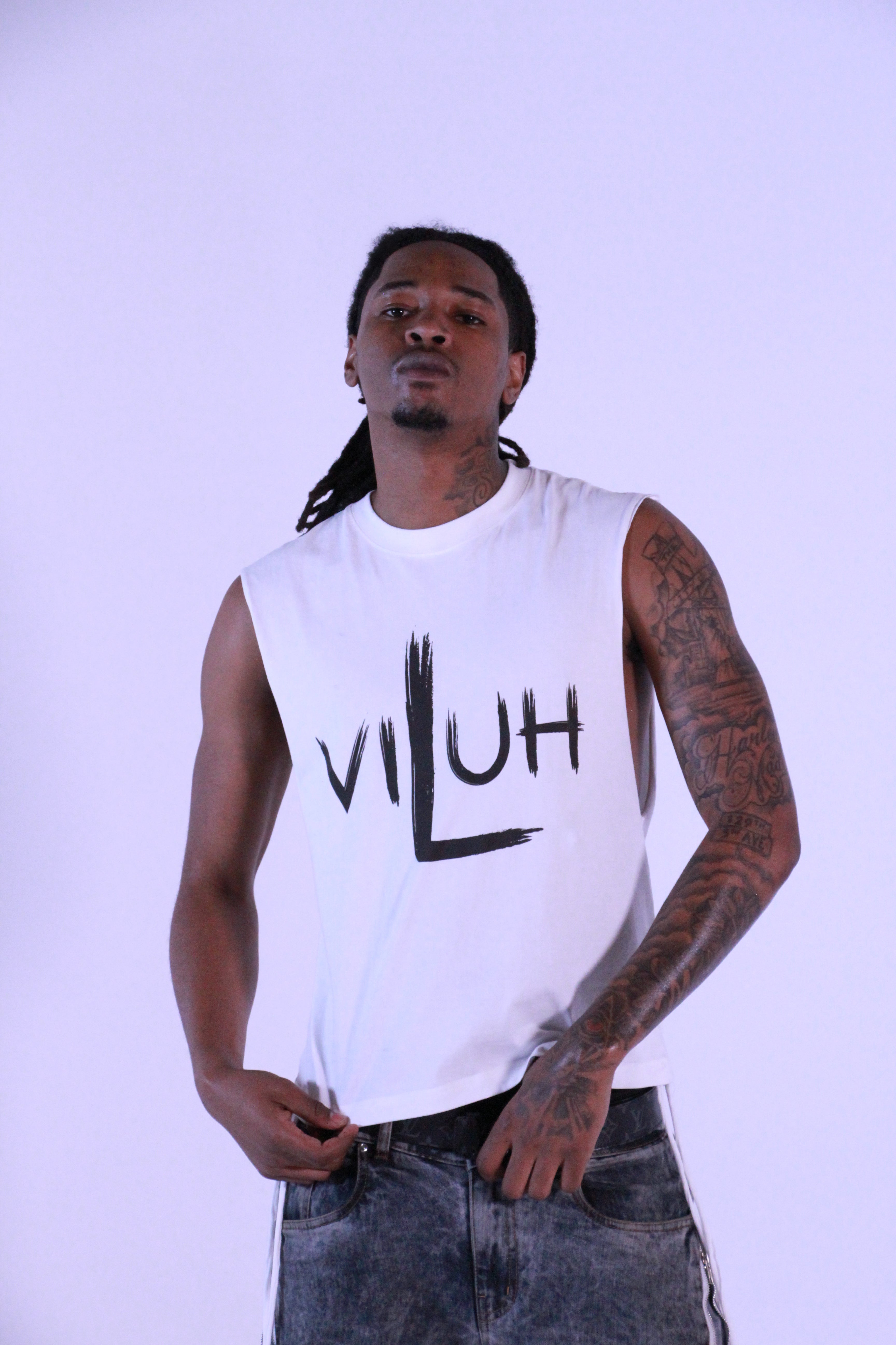 V Muscle Tee – Deep Cut Sleeveless Tank