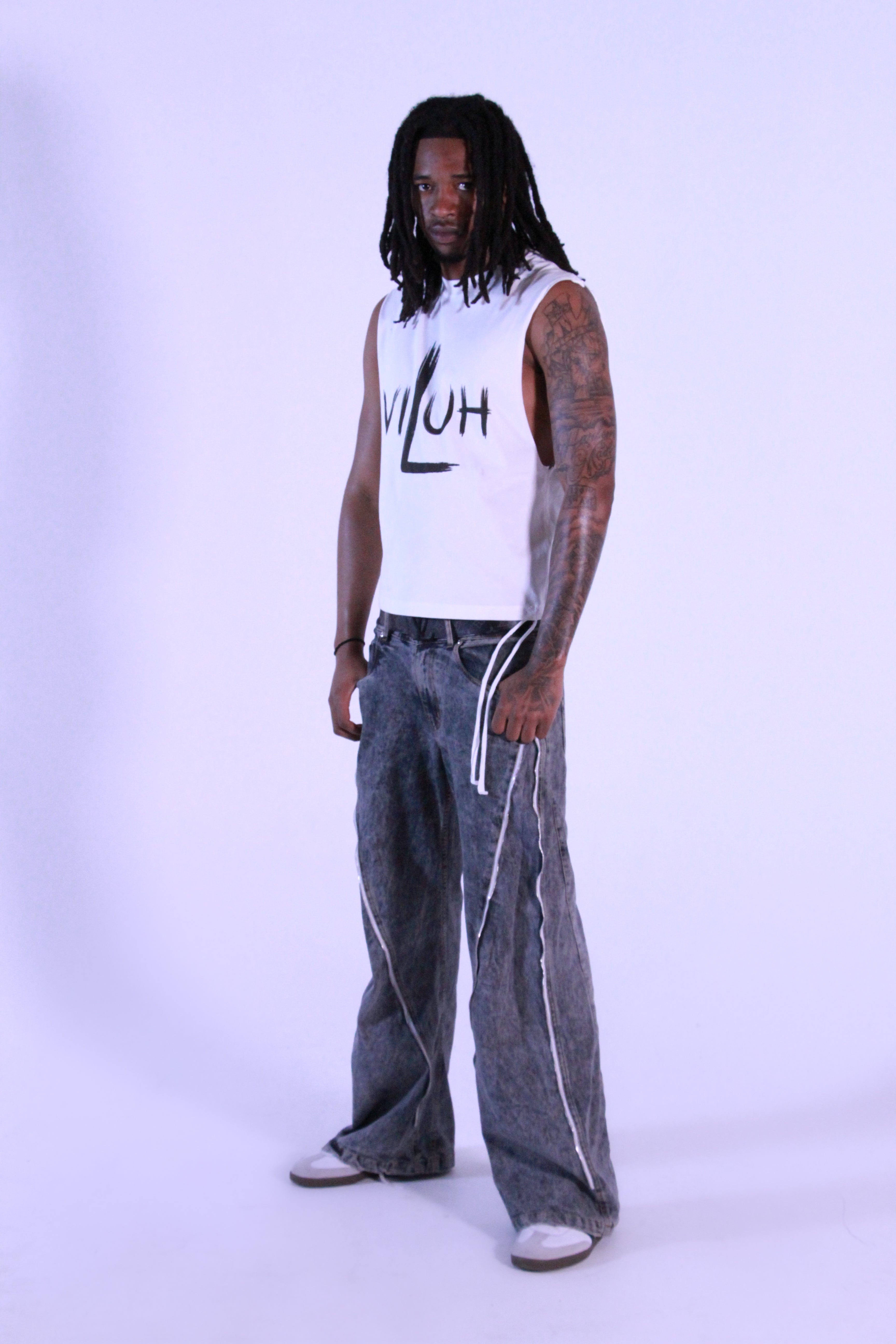 V Muscle Tee – Deep Cut Sleeveless Tank