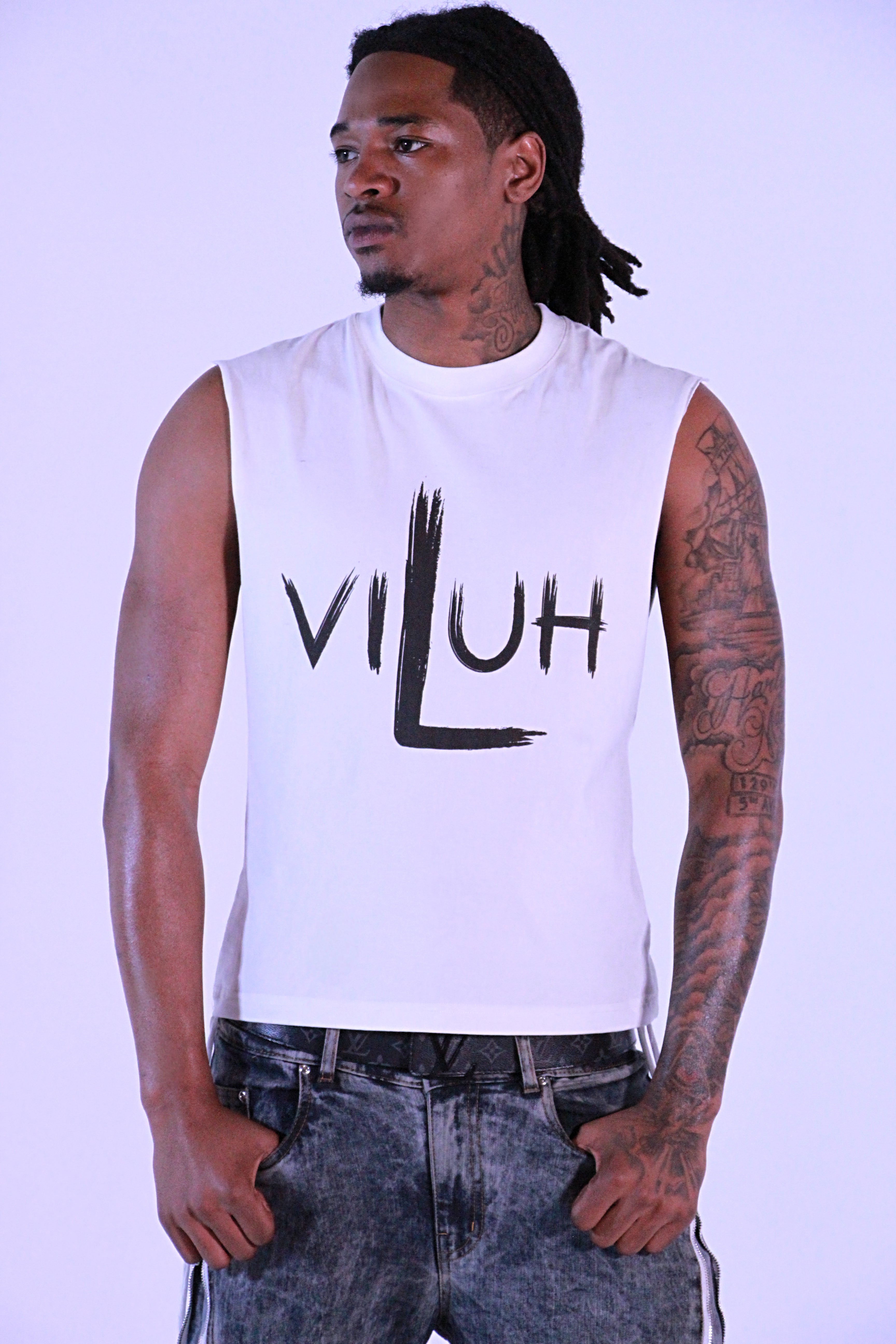 V Muscle Tee – Deep Cut Sleeveless Tank