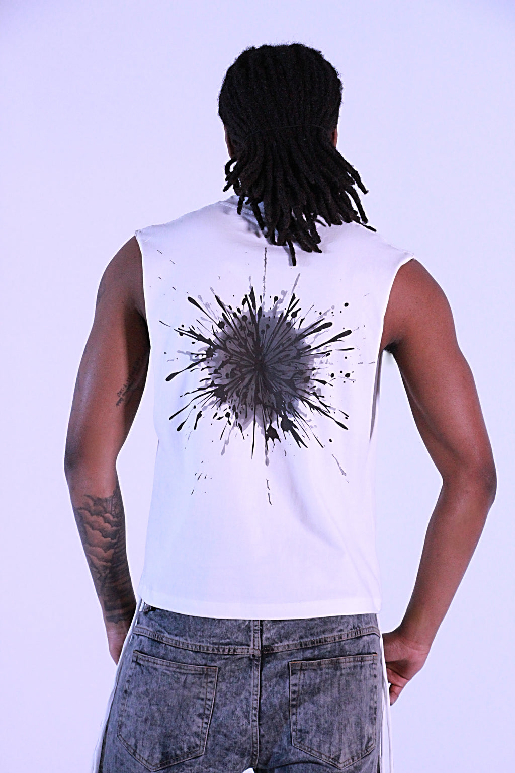 V Muscle Tee – Deep Cut Sleeveless Tank