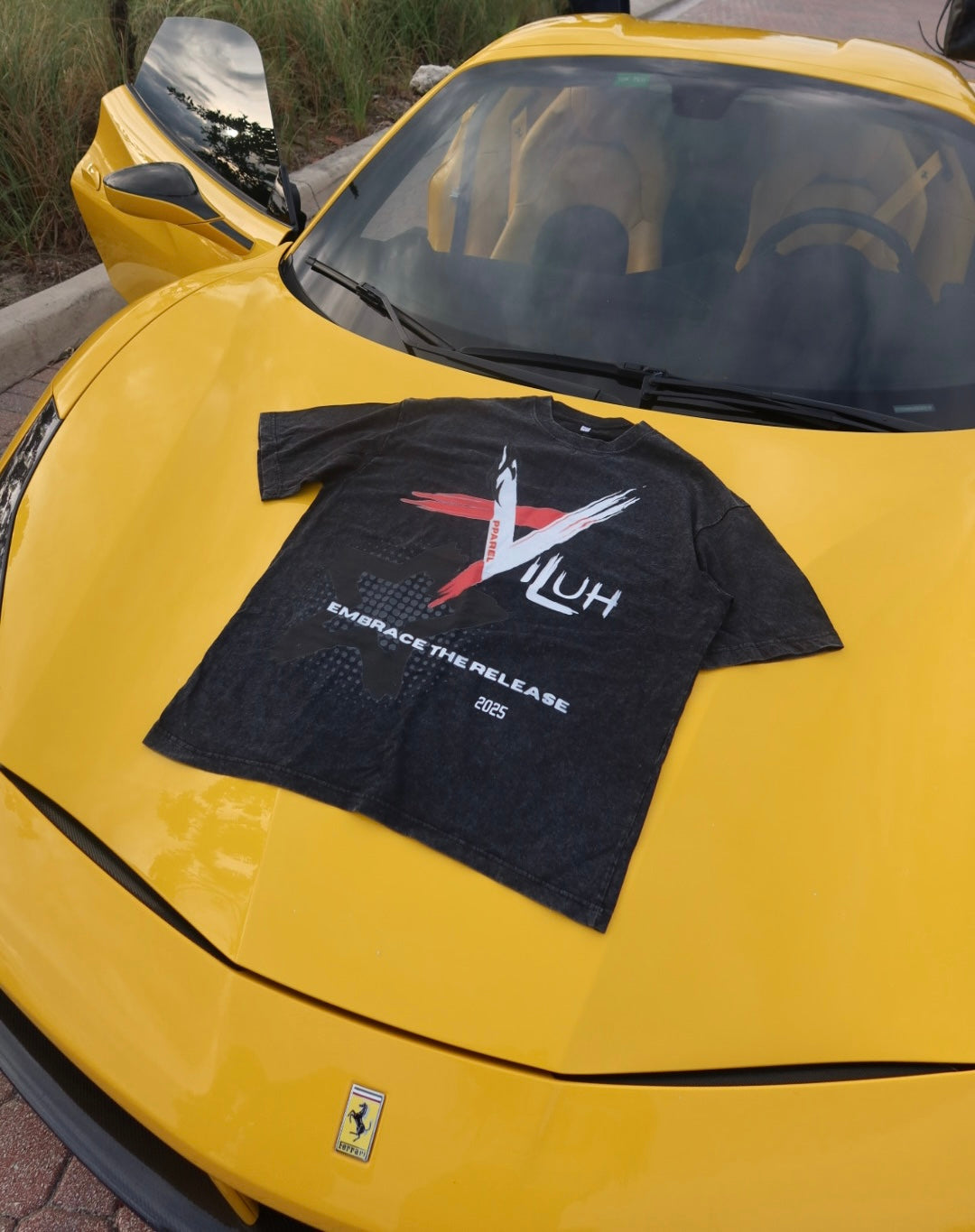 Viluh Clash Tee