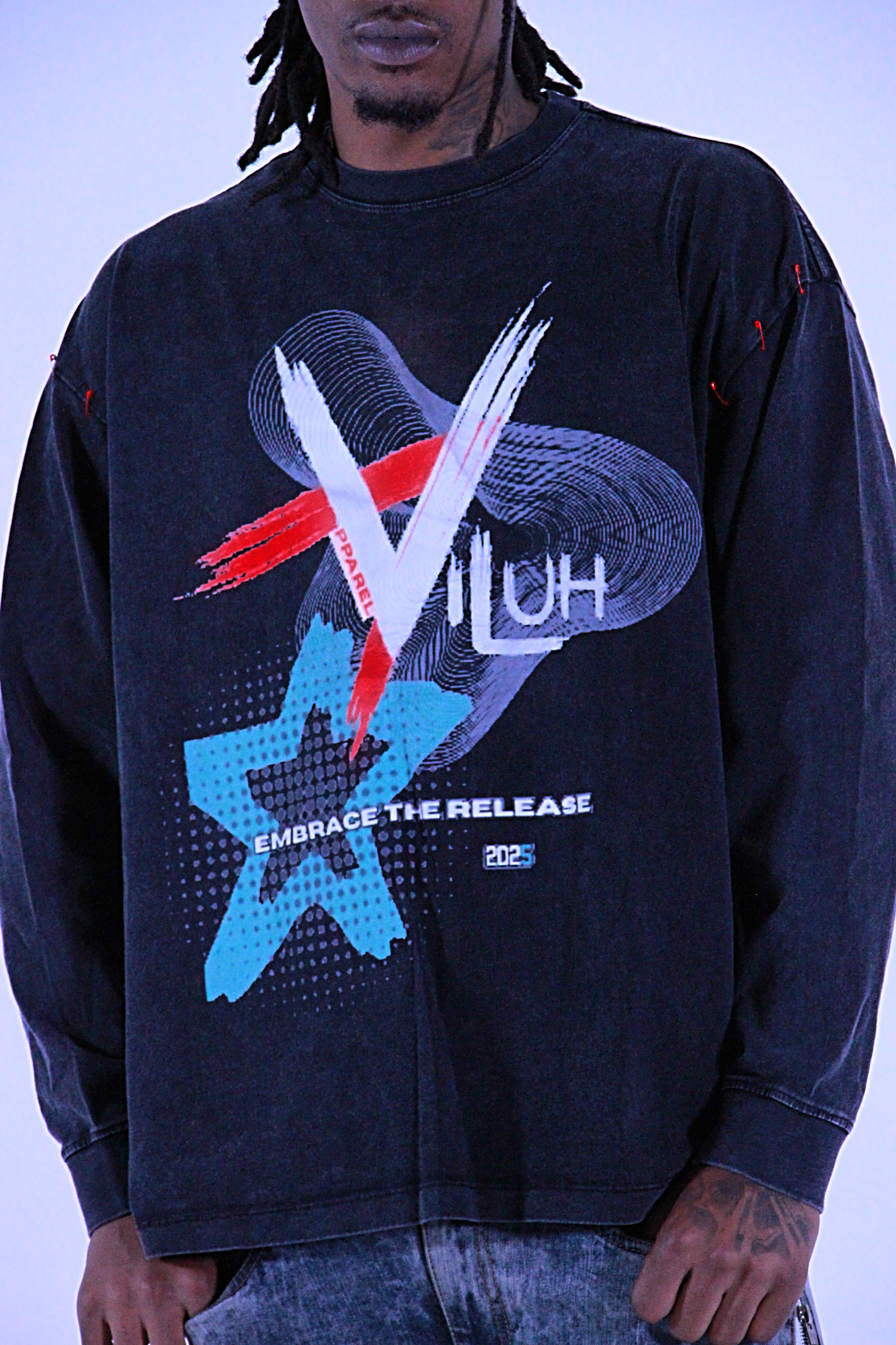 Viluh Pin Crewneck